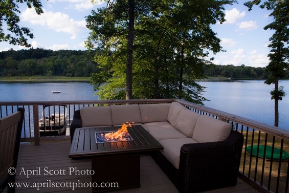 Sit By the Fire | Wedding venues in Michigan